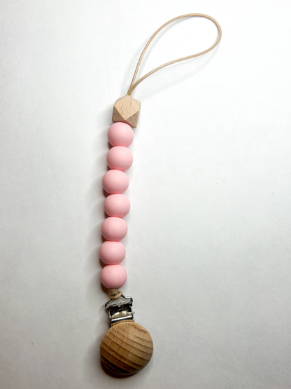 Sarai Pacifier Clip